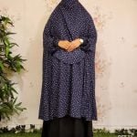 image of a woman wearing linen khimar