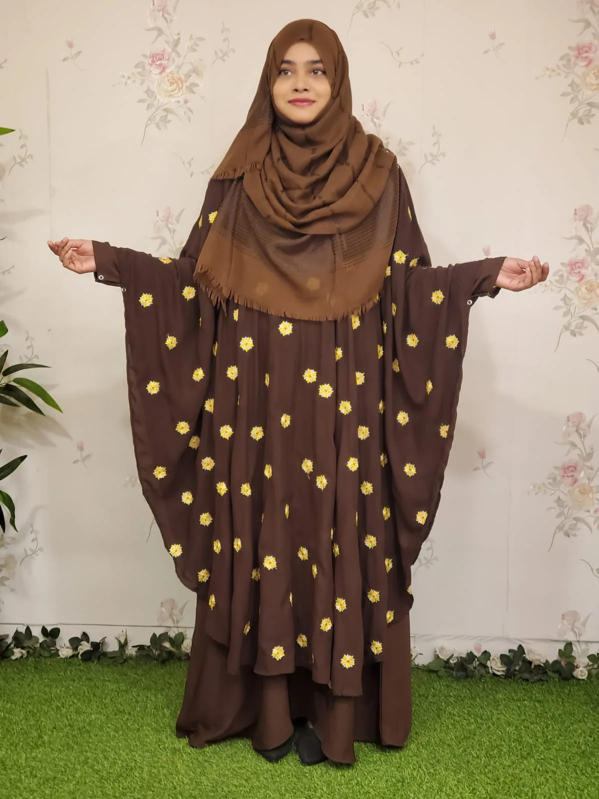 জর্জেট ফ্যাব্রিক স্প্রিং কেপ - Image 1