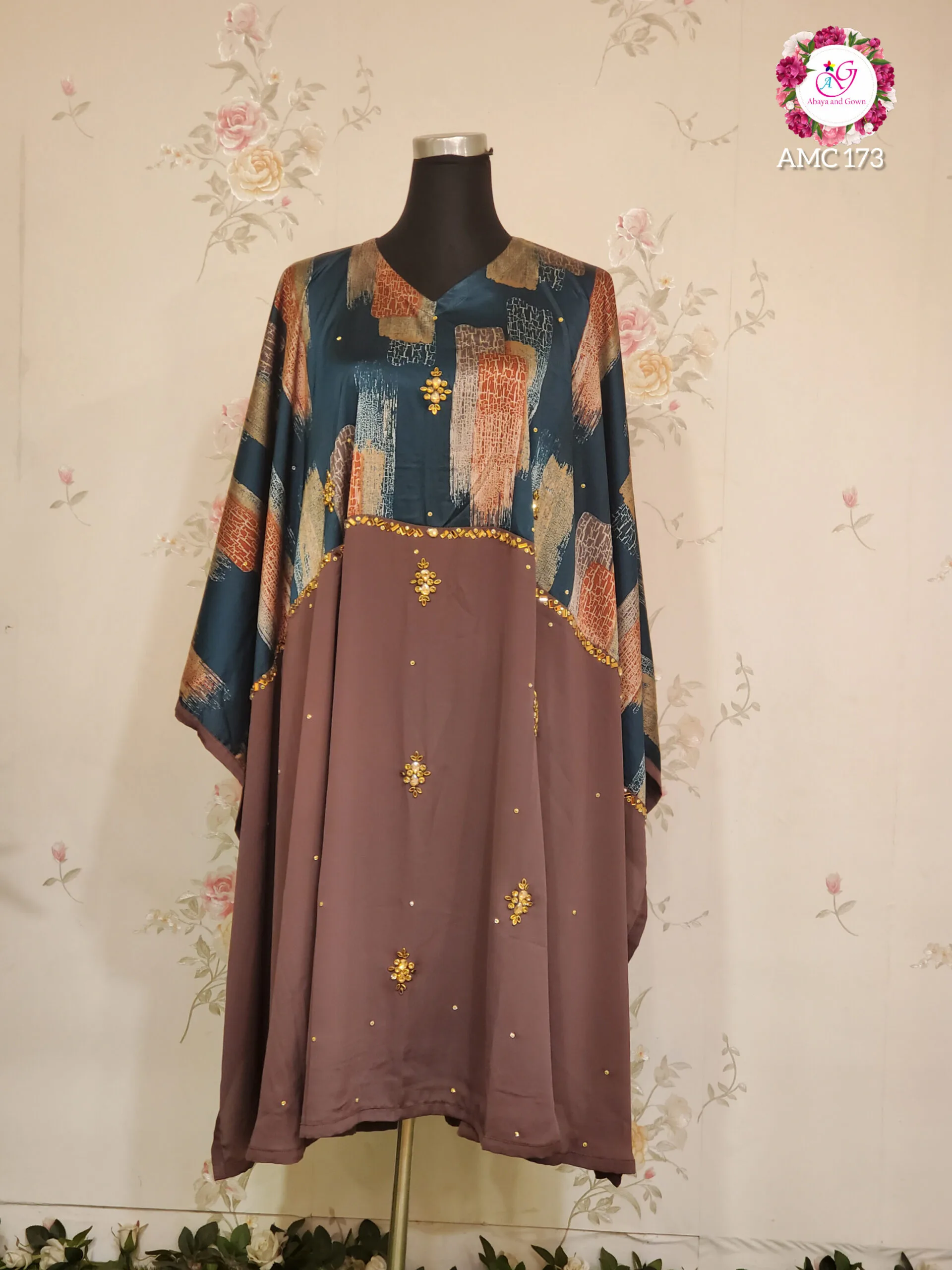 খুব সুন্দর নন-ট্রান্সপারেন্ট ফ্রি সাইজ স্টোন কেপ - Image 1