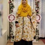 The abaya is made of soft and comfortable royal silk material with pipen work on the side