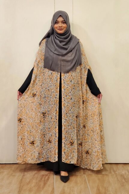 Free size. Transparent soft georgette print cape.