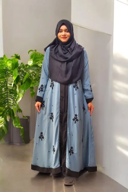 Image of Dubai Cherry Karcupi Kimono