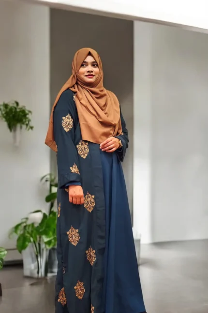 Image of Georgette Embroiderey Kimono