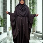 Elegant women’s cape with a stone work design in high-quality georgette material.