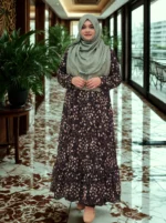 Comfortable and elegant lightweight gown for women