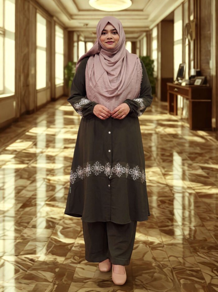 Lightweight CY fabric embroidered kurti set – modest fashion