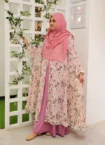 Lightweight, summertime Fusion Cape made of transparent georgette
