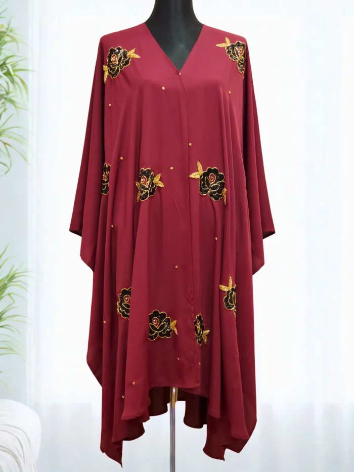 Traditional open-sided rigged cape design