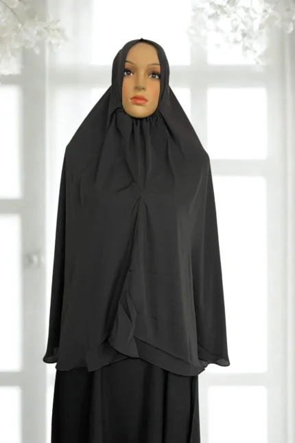 Free-size silk short khimar composed of high-quality, opaque fabric