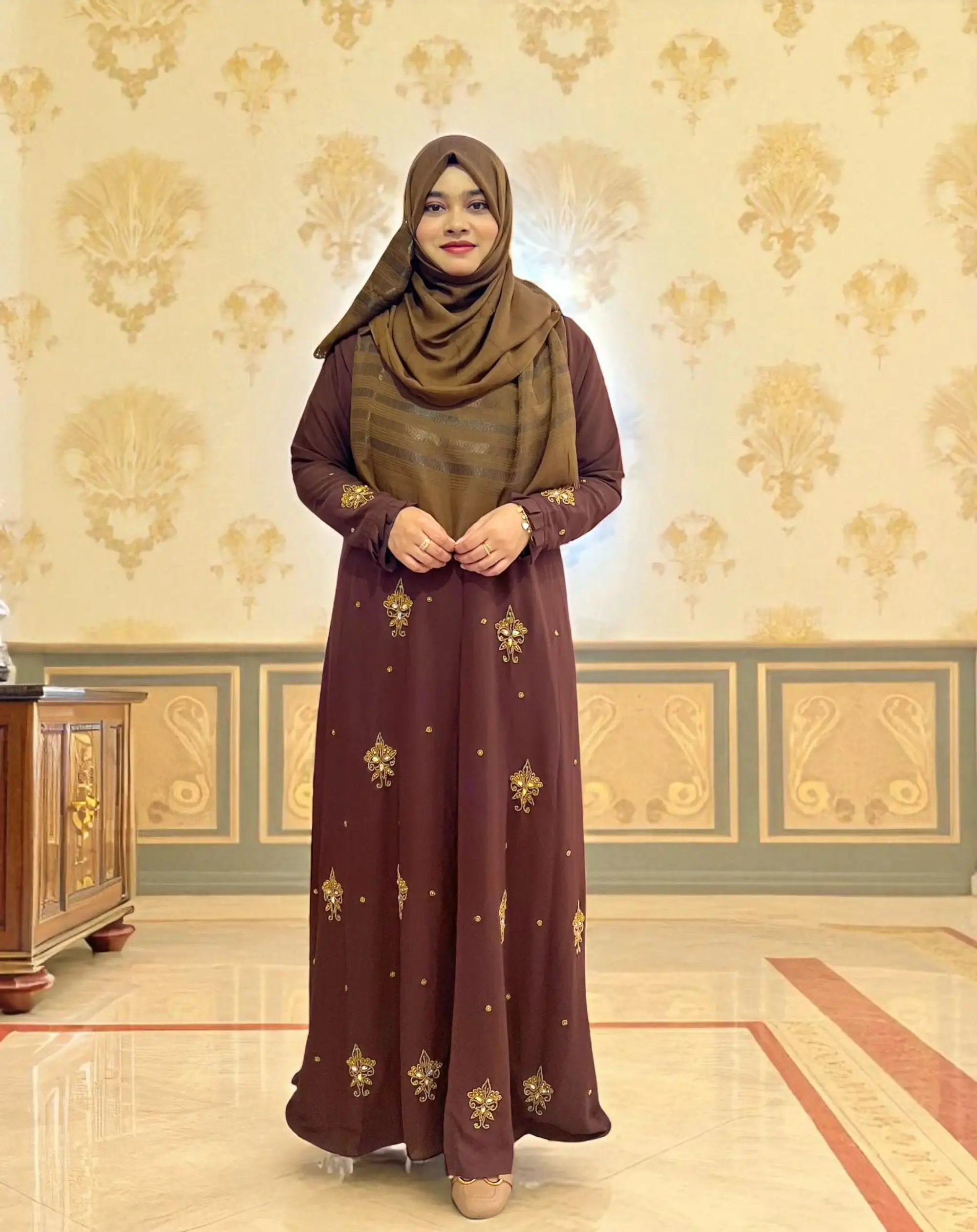 AMK 1398 (1) হস্তনির্মিত কারচুপি কিমোনো। নরম হীরার জর্জেট দিয়ে তৈরি - Image 1