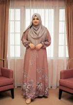 আমদানি করা দুবাই সিল্ক গাউন। আমরা একটি নতুন সংস্করণ নিয়ে এসেছি। - Image 2