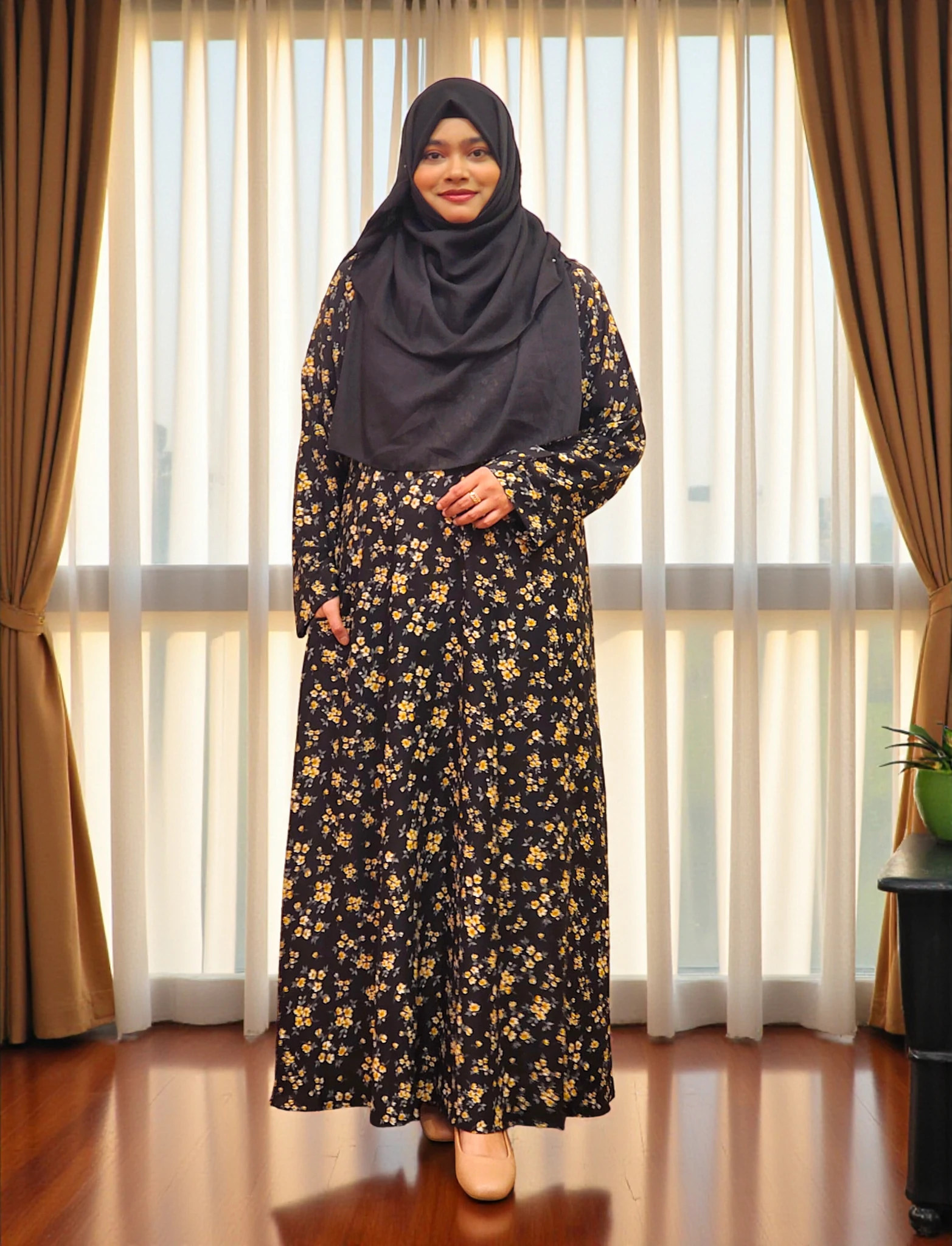 AMB 1478 নরম অ্যালেক্স কাপড় দিয়ে তৈরি অস্বচ্ছ মুদ্রিত বোরখা। ডানদিকে একটি পকেট আছে। - Image 1