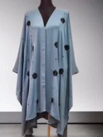 অসাধারণ স্বচ্ছ কেপ। দুবাইয়ের চেরি রঙের ফ্রি সাইজ দিয়ে তৈরি।