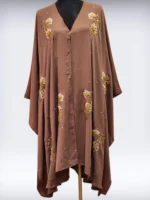 সাইড প্রোফাইল ওপেনিং কেপ। অ-স্বচ্ছ দুবাই চেরি উপাদান দিয়ে তৈরি ফ্রি সাইজ। - Image 2