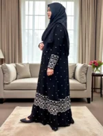 নরম জর্জেট কাপড় দিয়ে তৈরি বোরখা এবং সূচিকর্মের কাজ। - Image 2