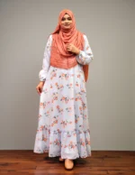 প্রিন্টেড ডাবল পার্ট গাউন। জর্জেট কাপড় দিয়ে তৈরি। - Image 4