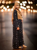 অস্বচ্ছ নরম গ্রীষ্মকালীন কিমোনো। BMW উপাদান দিয়ে তৈরি, সামনে বোতাম। - Image 4