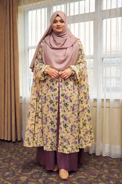 ফ্রি সাইজ ও ট্রান্সপারেন্ট সফট জর্জেট প্রিন্টের তৈরী কেপ