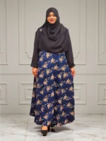 এক ভাগ প্রিন্টেড গাউন। অস্বচ্ছ নরম অ্যালেক্স উপাদান দিয়ে তৈরি।