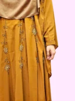 গর্জিয়াস কারচুপি কেপ নন ট্রান্সপারেন্ট সফট ডায়মন্ড জর্জেট ম্যাটেরিয়ালের ওপর কারচুপি কাজ - Image 5