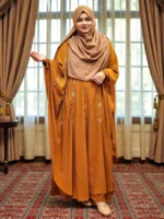 গর্জিয়াস কারচুপি কেপ নন ট্রান্সপারেন্ট সফট ডায়মন্ড জর্জেট ম্যাটেরিয়ালের ওপর কারচুপি কাজ - Image 4