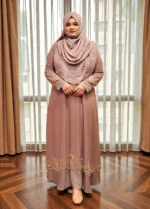 ওয়েডিং কারচুপি গাউন ম্যাচিং চেরি জর্জেট ইনারের ওপর এক কালার ডায়মন্ড জর্জেট ম্যাটেরিয়াল দিয়ে ডিজাইন করা হয়েছে। - Image 4