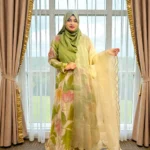 প্রিমিয়াম মানের মসলিন ও জামদানী পোশাক Premium quality muslin and Jamdani clothing