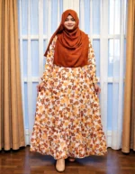 কমফোর্টেবল গাউন সারাদিন পরে থাকার জন্য । ওয়ান কাটে বানানো। নিচে কুচি দিয়ে লং ফ্রিল দেয়া আছে। - Image 2