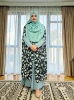 লাইটওয়েট ট্রান্সপারেন্ট জর্জেট কারচুপি কেপ ডিজাইন