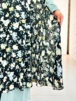 ক্লাসি প্রিন্টেড কারচুপি কাজ করা উইমেনস কেপ