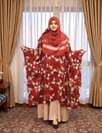 ডেইলি ও অকেশনাল ওয়্যারের জন্য স্টাইলিশ ফ্রিল কেপ