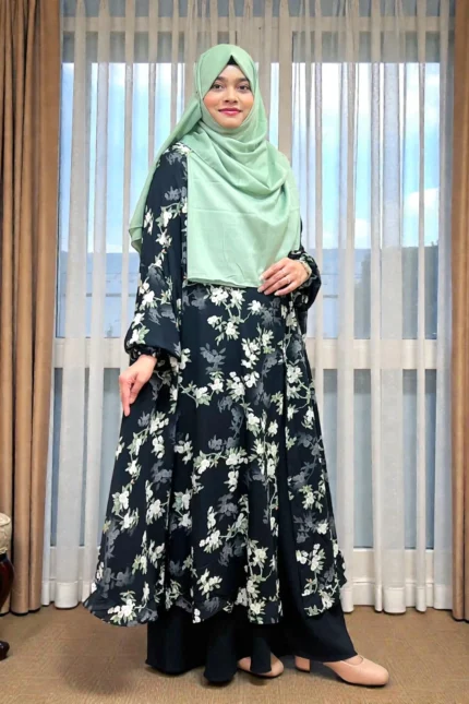 মডেস্ট ফ্যাশন ফিউশন কেপ সামনে ওপেন ডিজাইন সহ