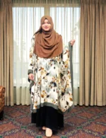 ডেইলি কমফোর্ট নন ট্রান্সপারেন্ট আবায়া | সফট এ্যালেক্স ফেব্রিক্স ফ্রি সাইজ - Image 3