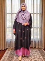 নন ট্রান্সপারেন্ট কারচুপি কেপ | দুবাই চেরি ম্যাটেরিয়াল | ফ্রি সাইজ - Image 3