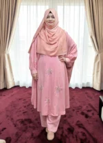 কারচুপি কো-অর্ড সেট ড্রেস | নন ট্রান্সপারেন্ট কেপ + প্যান্ট ফ্রি সাইজ সেট - Image 3