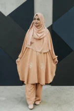 প্রিমিয়াম কারচুপি কো-অর্ড সেট | নন-ট্রান্সপারেন্ট সফট জাফরান ফেব্রিক | ফ্রি সাইজ - Image 3