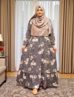 মারমেইড গাউন - সফট এ্যালেক্স ম্যাটেরিয়াল উইথ স্টাইলিশ ফ্রিল ডিজাইন - Image 2