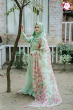 সম্পূর্ণ নিজস্ব প্রসেসে তৈরি মসলিন গাউন| যেকোনো ইভেন্টের জন্য পারফেক্ট - Image 4