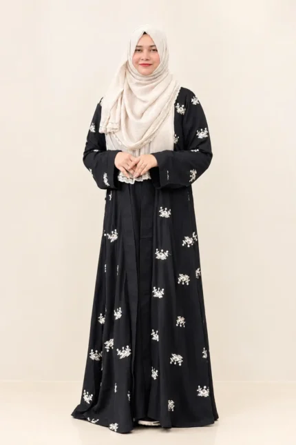 ডায়মন্ড জর্জেট এমব্রয়ডারি কিমোনো